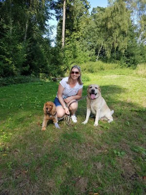 Sherman lächeln, sonst müssen wir noch Stunden mit Frauchen hier stehen.